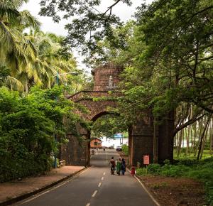 D-69/4/5 After Gandhi Circle, Before Church of Our Lady of Mount, Ella Velha, Goa Velha, Goa 403402, India.