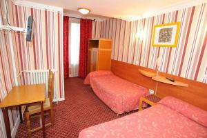 Hotels Sully Hotel : photos des chambres