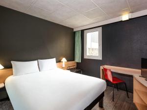 Hotels ibis Lannion : photos des chambres