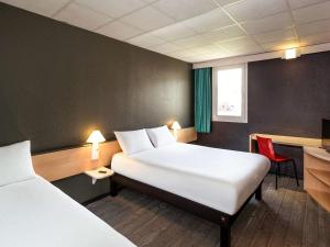 Hotels ibis Lannion : photos des chambres