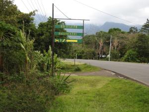Rio Celeste Backpackers