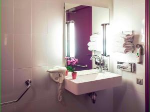 Hotels ibis Styles Angers Centre Gare : photos des chambres