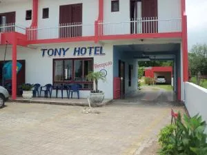 Tony Hotel - شانغريلا