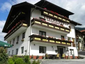 Edelweisshof - Birnbaum