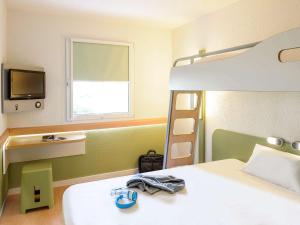 Hotels ibis budget Tarbes : photos des chambres