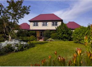 Redcliffe House Colonial Bed & Breakfast