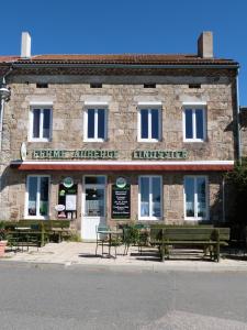 Sejours a la ferme Ferme Auberge Linossier : photos des chambres