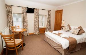 Queen Room with Spa Bath room in The Spread Eagle Hotel