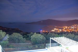 Villa Erdo Kalkan 5 Bedroom Villa