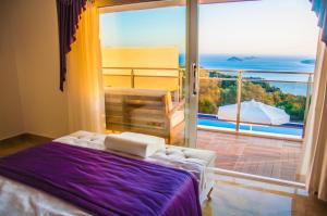 Villa Erdo Kalkan 5 Bedroom Villa