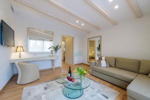 Calma Hotel & Spa Kastoria Greece