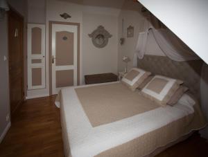 B&B / Chambres d'hotes Les Jarrieres : photos des chambres