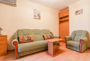 Apartment on Evreyskaya 42a