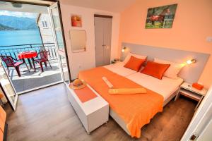 One-Bedroom Apartment room in Apartment The Sea Coast free parking-protected