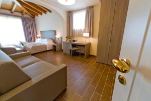 Classic Quadruple Room