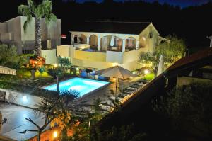 Villa Vanilla with Heated Pool