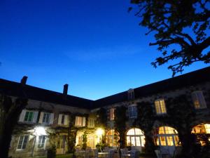 Hotels Logis Hotel La Tonnellerie : photos des chambres