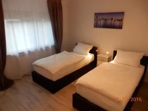 Pension Harleshausen - 汉恩明登