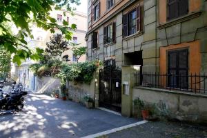 Two-Bedroom Apartment room in Rhome Away Trastevere - Saffi