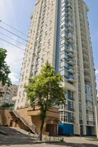 鲁克严诺夫斯基酒店 - 维什戈罗德