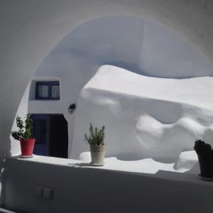 Olyra Traditional Cave Houses Santorini Greece