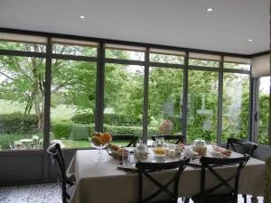 La Maison de Marie, au coeur de la campagne avec table d'hôtes sur réservation - Bourbriac