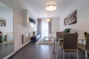 Albufeira Oldtown 330ft Beach Parking AC Wifi