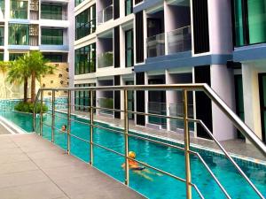 Tropical Garden Studio