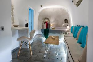 Nefeli Homes Santorini Greece