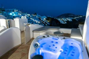 Nefeli Homes Santorini Greece