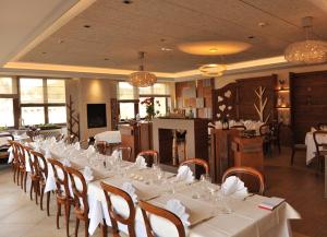 Hotels Restaurant A l'Aigle : photos des chambres