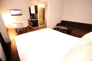 Passion Downtown Suite