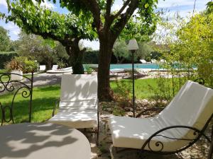 Hotels La Bastide des Muriers : Chambre Quadruple avec Terrasse 