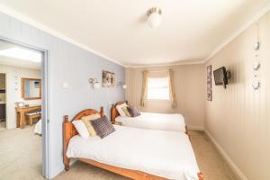 2 Room Family Suite room in The Grafton