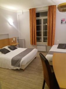 Hotels L'Ecailler : photos des chambres