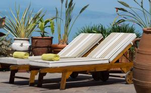 Diamante Beachfront Suites