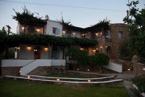 Elia Apartments Tinos Greece