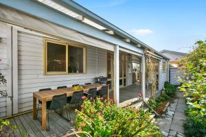 Paws Up Cottage