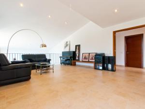 Villa Shermita para 8 con piscina, jardín y vistas espectaculares