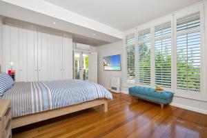 Paw Up Villa - entertainer delight