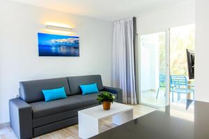 Pinos Playa Suites