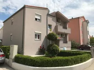 Apartment Karla&Nella - Stobreč