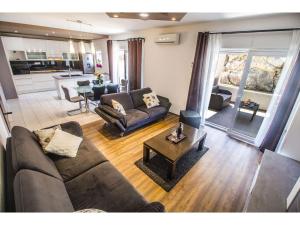 Apartment Ana
