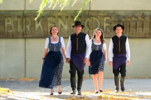 BIRKENHOF GOLS - B & B - Wohlfühl Hotel mit Wochenend-Restaurant