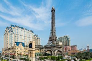 Eiffel Tower King Room room in The Parisian Macao