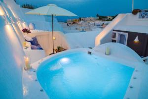 Lydia Luxury villa Santorini Greece