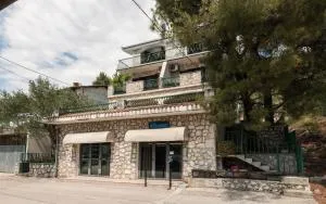 Apartments Azzurro - Opuzen