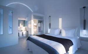 Azar Luxury Villas & Suites