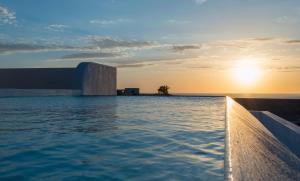 Azar Luxury Villas & Suites