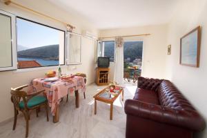 Boulevard Aetos Suites